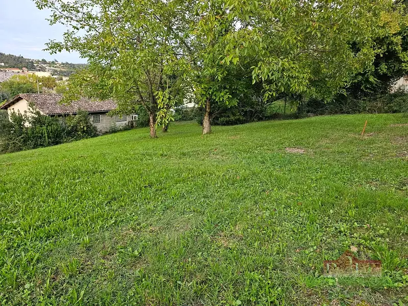 Terrain, 630 m²