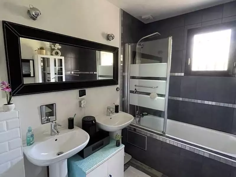 Maison, 115 m²