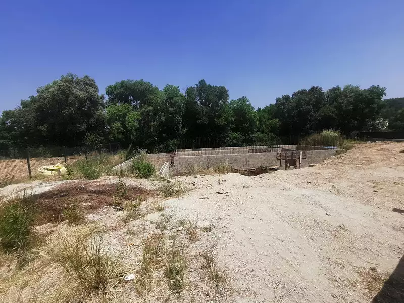 Terrain, 778 m²