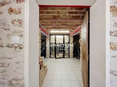 Maison, 196 m²