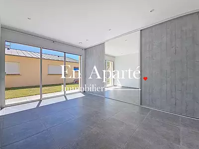 Maison, 102 m²