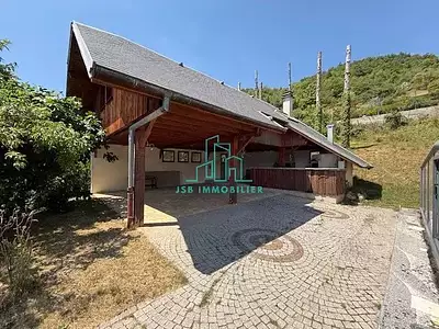 Maison, 331,84 m²