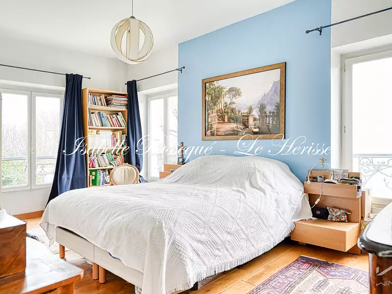 Maison, 180 m²