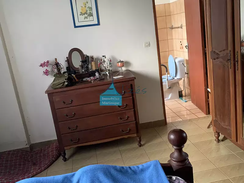 Maison, 230 m²