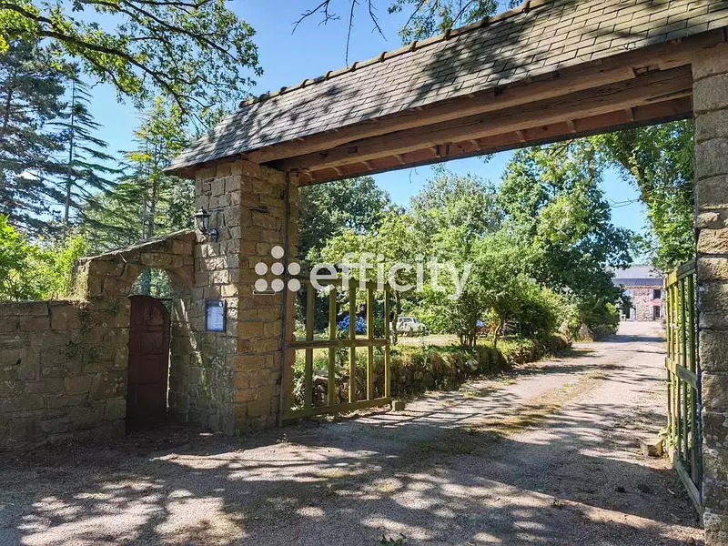 Maison, 466 m²