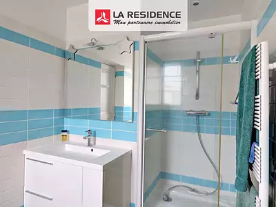 Maison, 240 m²