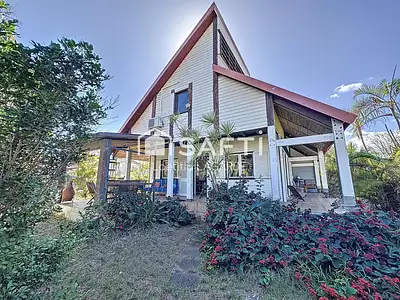 Maison, 146 m²