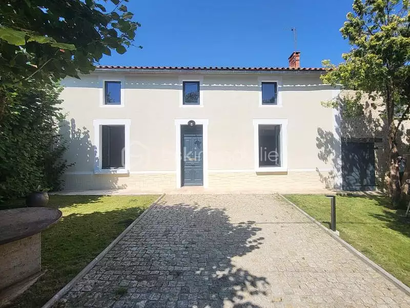 Maison, 175 m²