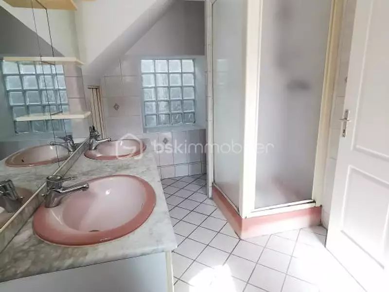 Maison, 146 m²
