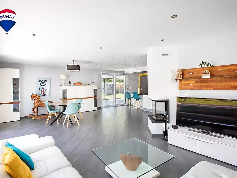 Maison, 203 m²