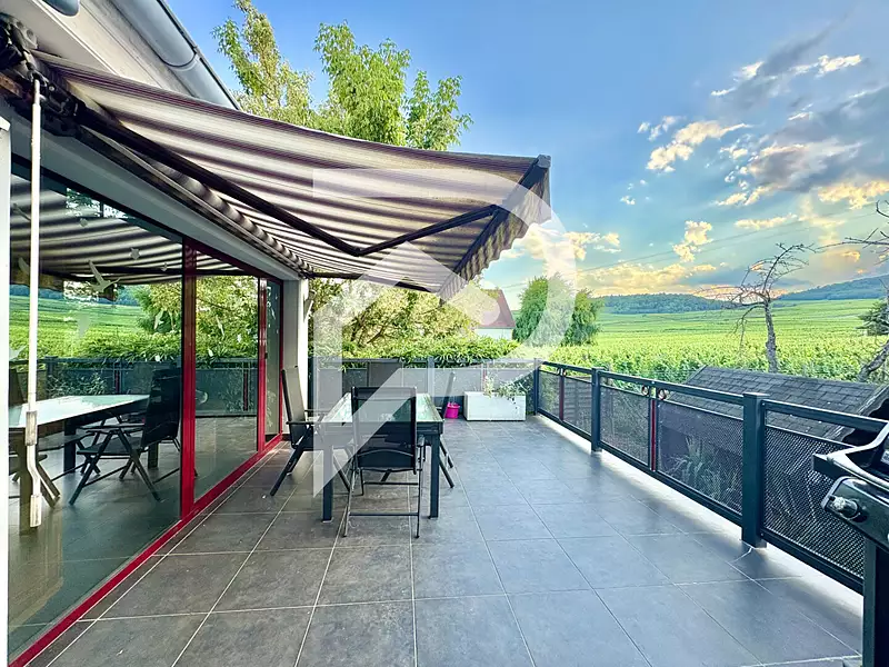 Maison, 180 m²