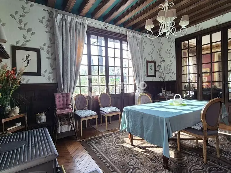 Maison, 370 m²