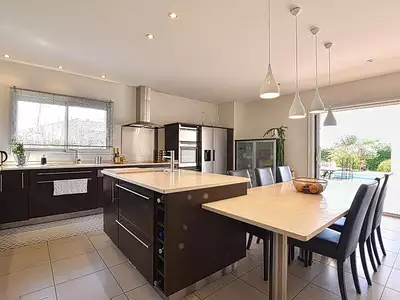 Maison, 212 m²