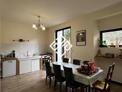 Maison, 275 m²