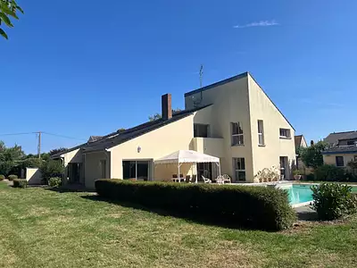 Maison, 359 m²