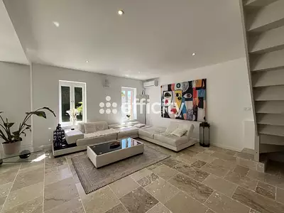 Maison, 180 m²