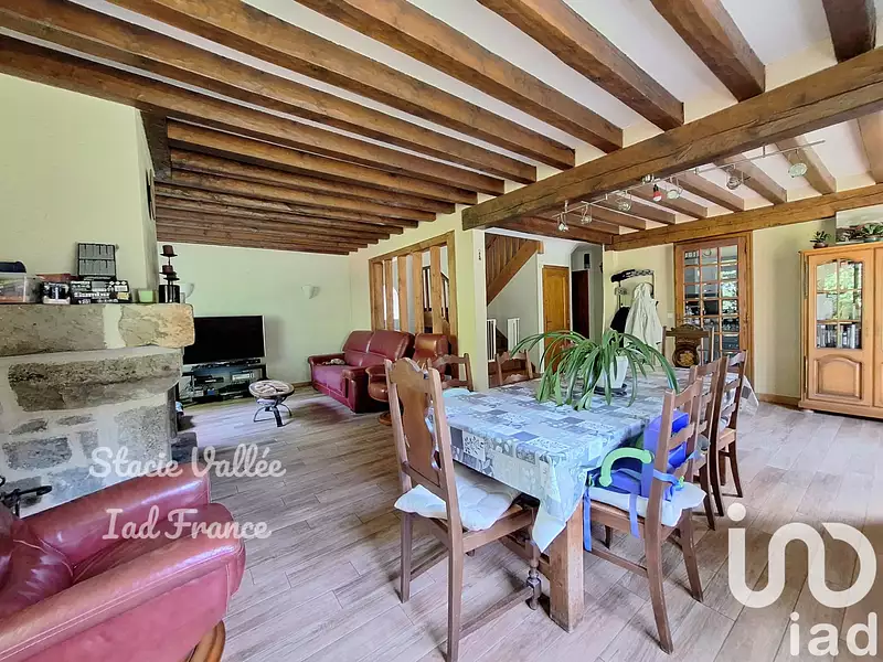 Maison, 248 m²