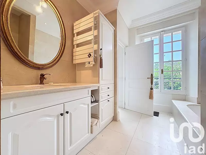 Maison, 283 m²