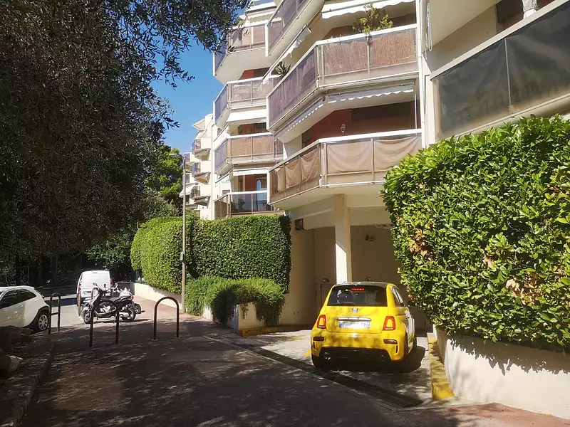 Parking, 24 m²