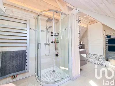 Maison, 226 m²