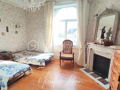 Maison, 325 m²