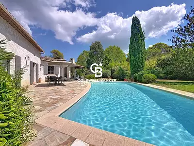 Maison, 180 m²