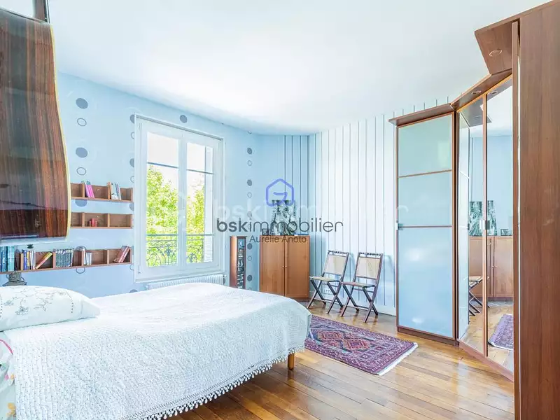 Maison, 318 m²