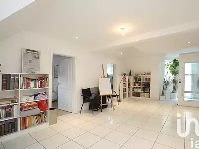 Maison, 245 m²
