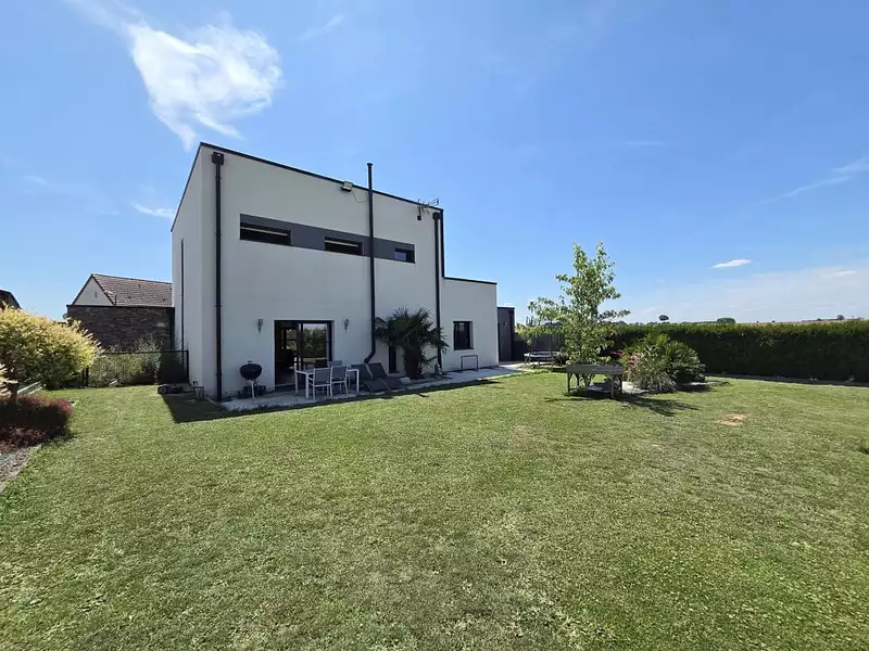 Maison, 192 m²