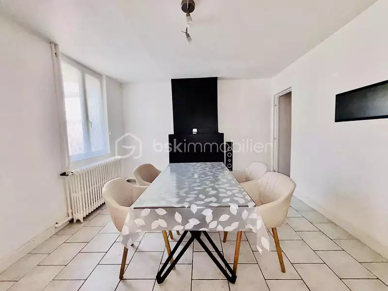 Maison, 93 m²