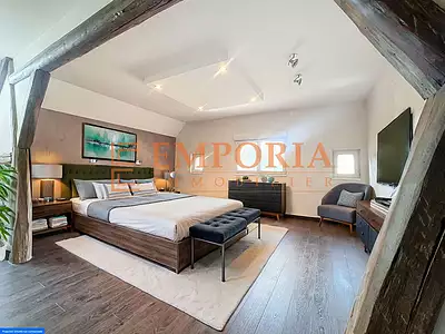 Maison, 345 m²