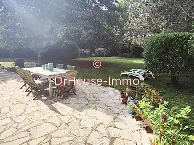 Maison, 241 m²