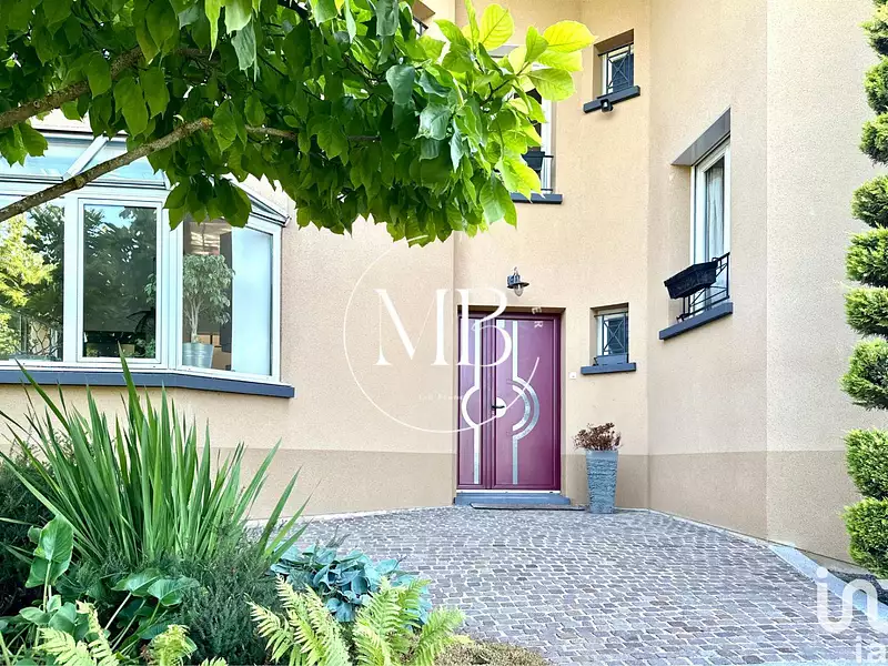 Maison, 274 m²