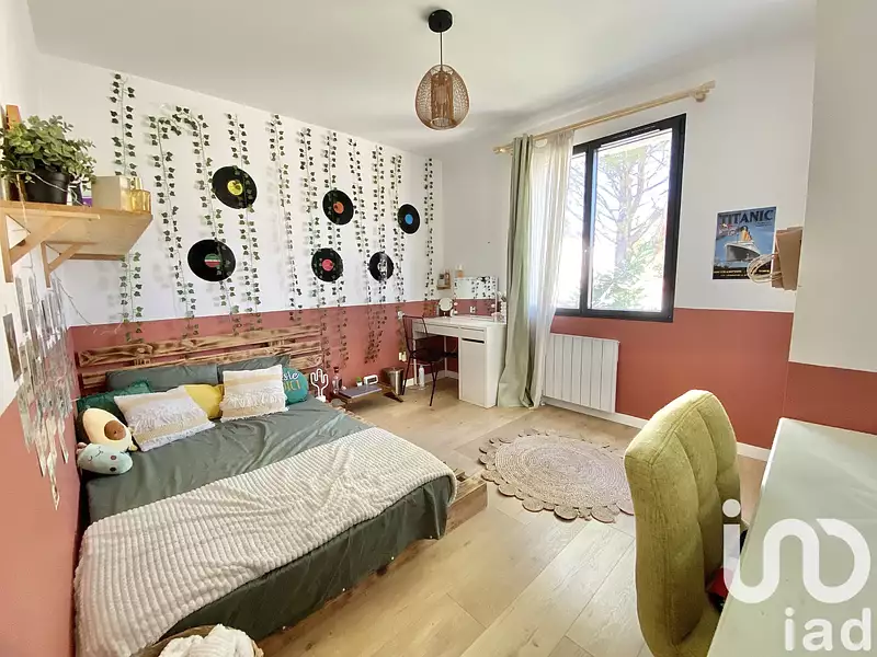 Maison, 185 m²