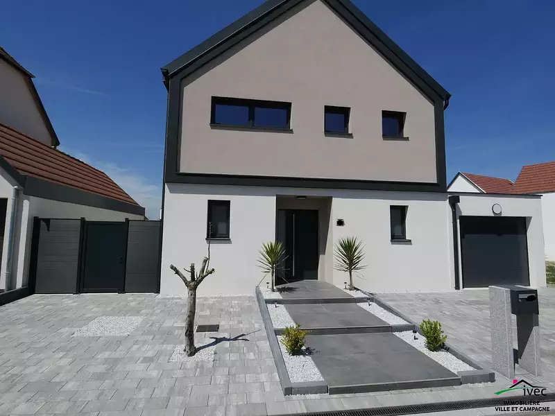 Maison, 119 m²