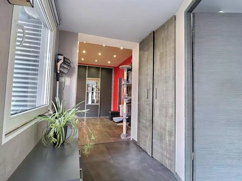 Maison, 242 m²