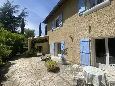 Maison, 201 m²