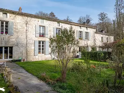 Maison, 270 m²