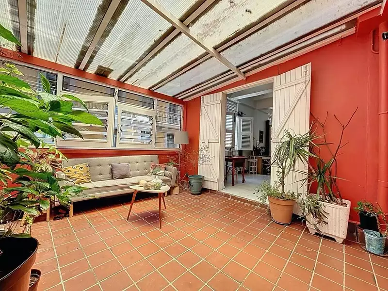 Immeuble, 237 m²