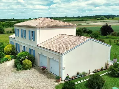 Maison, 208 m²