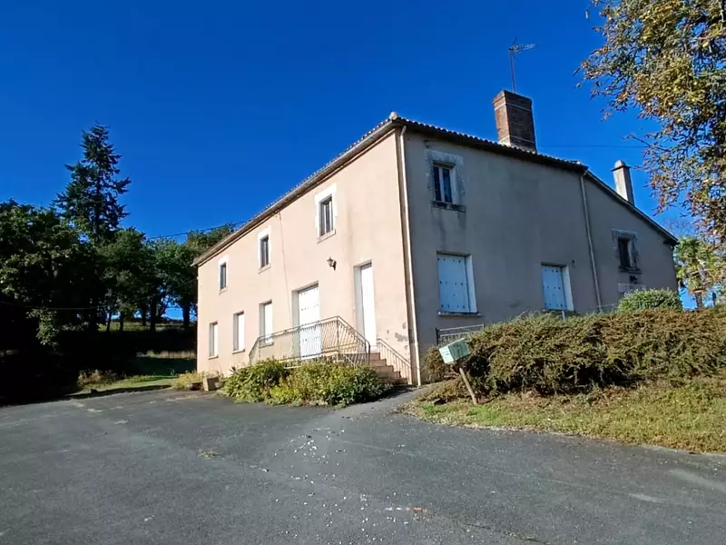 Maison, 168 m²
