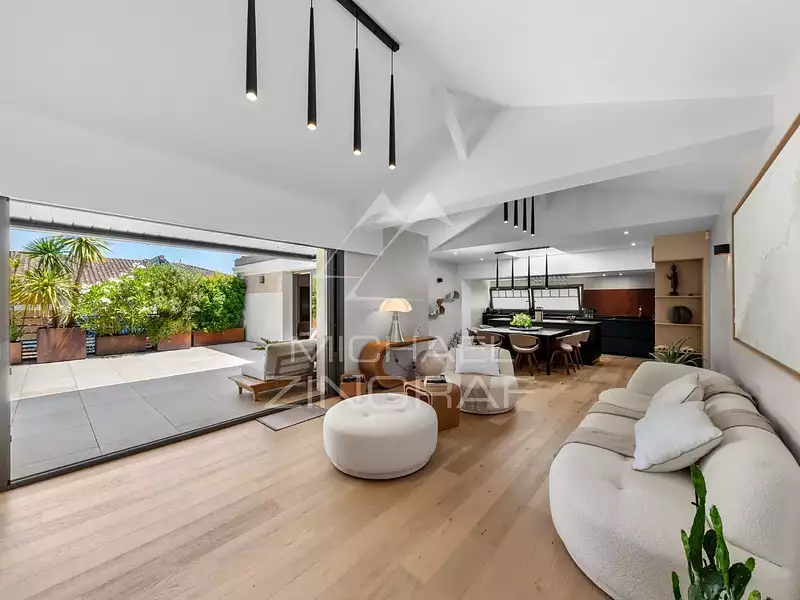 Maison, 197 m²