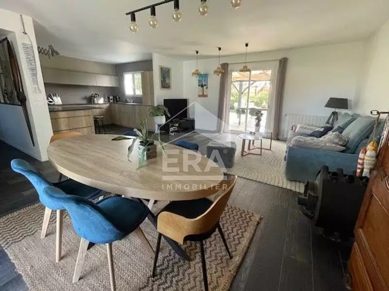 Maison, 143 m²