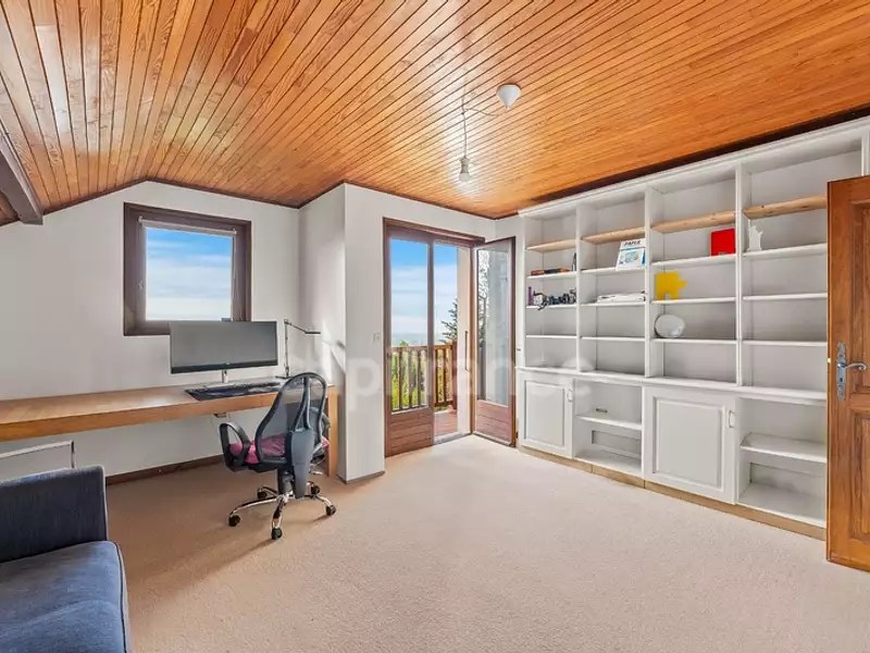 Maison, 180 m²