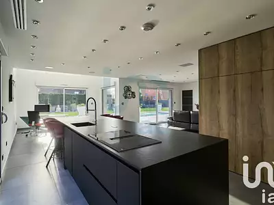 Maison, 386 m²