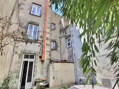 Immeuble, 252 m²