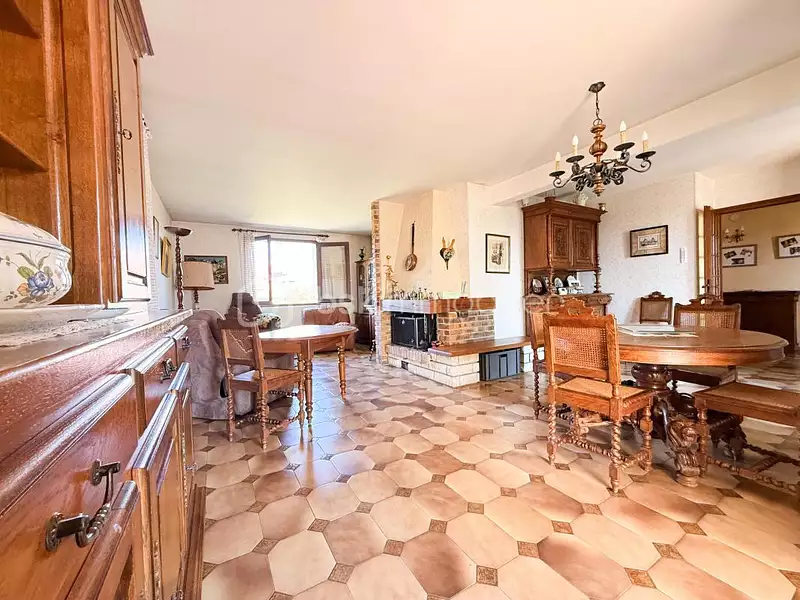 Maison, 180 m²