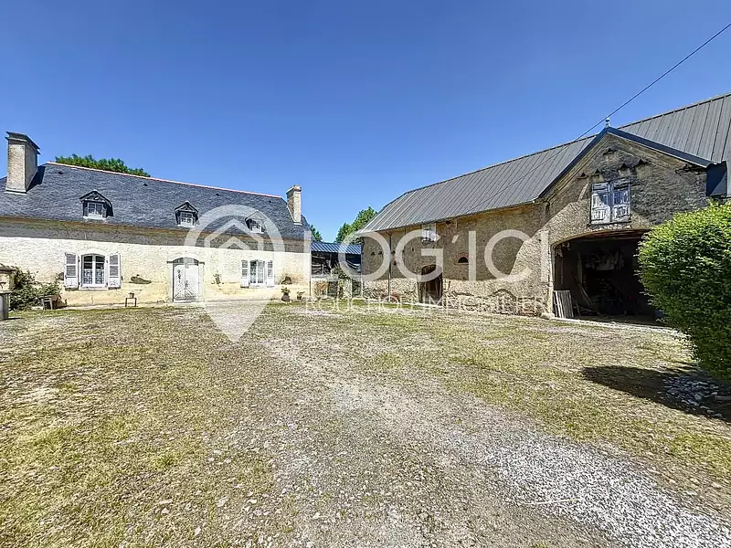 Maison, 165 m²
