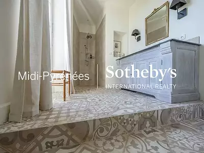 Maison, 380 m²