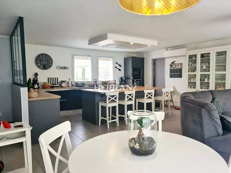Maison, 128 m²